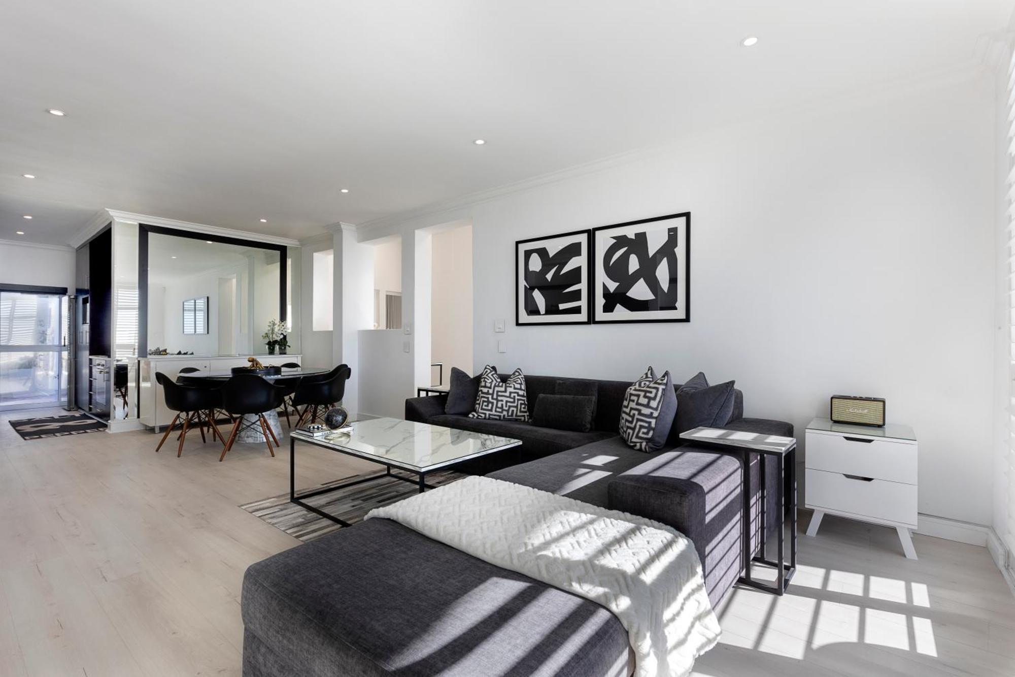 Clifton Yolo Spaces - Clifton Beachfront Apartments ケープタウン エクステリア 写真