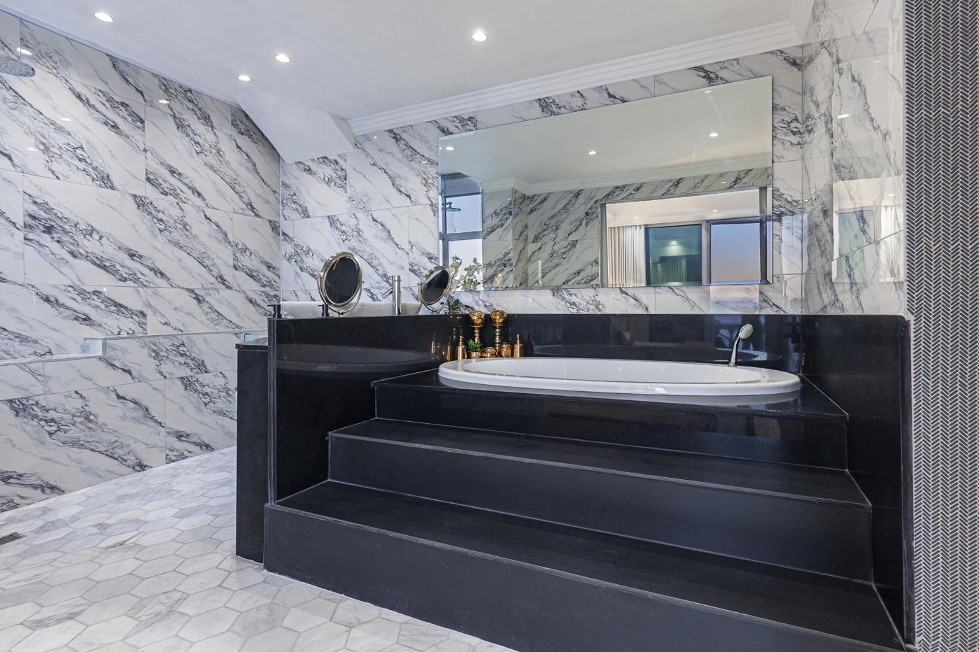 Clifton Yolo Spaces - Clifton Beachfront Apartments ケープタウン エクステリア 写真